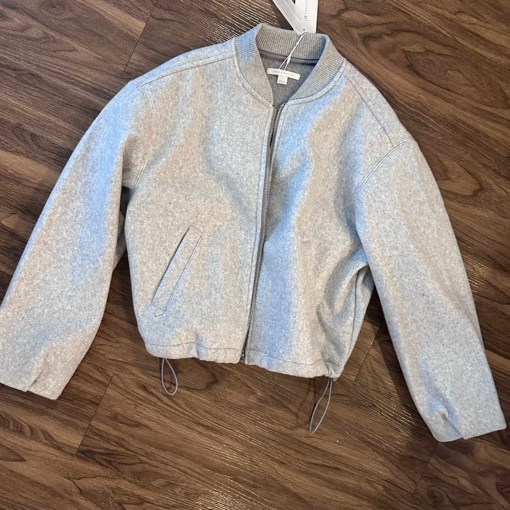 NWT Travis Mathew Gray zip up jacket for women size XS - Picture 3 of 8